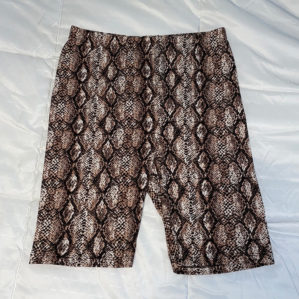 Women’s Buttery Soft Shorts—Snakeskin Print